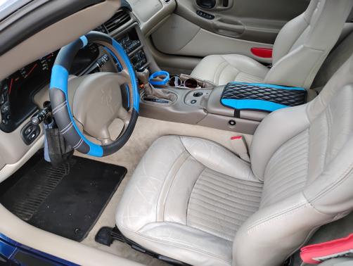 2004 Chevrolet Corvette Base