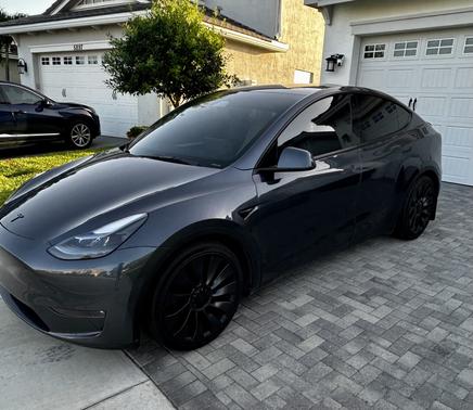 2023 Tesla Model Y Performance