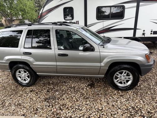 2000 Jeep Grand Cherokee Laredo 4WD