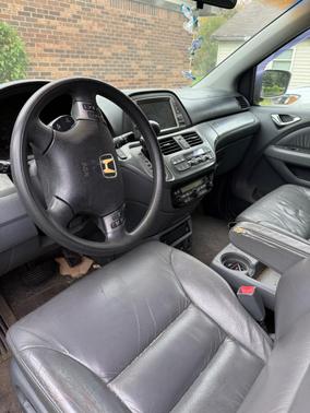 Silver 2005 Honda Odyssey EX-L