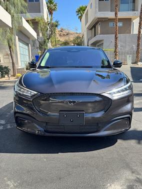 2022 Ford Mustang Mach-E California Route 1