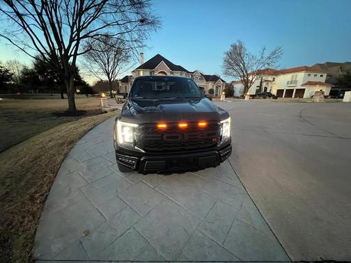 Black 2022 Ford F-150 XLT