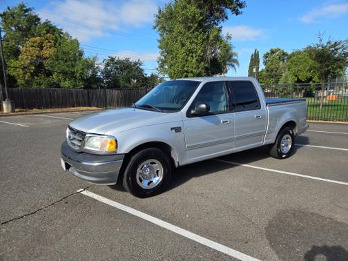 2003 Ford F-150 XLT SuperCrew