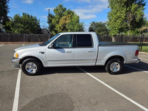 2003 Ford F-150 XLT SuperCrew