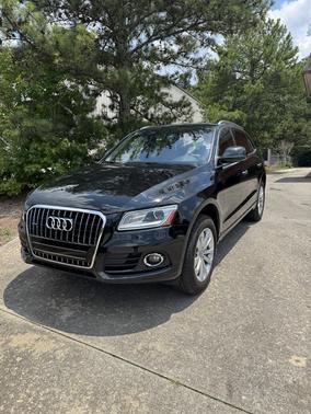 Black 2016 Audi Q5 2.0T Premium