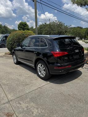 Black 2016 Audi Q5 2.0T Premium