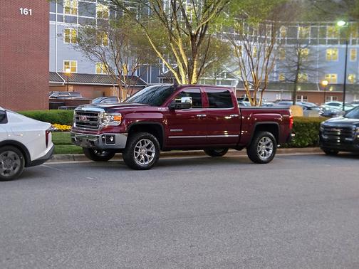 Red 2015 GMC Sierra 1500 SLT