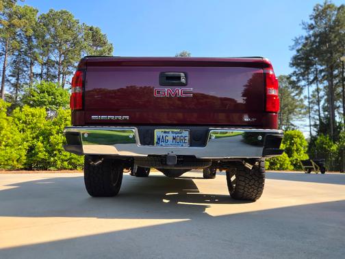Red 2015 GMC Sierra 1500 SLT