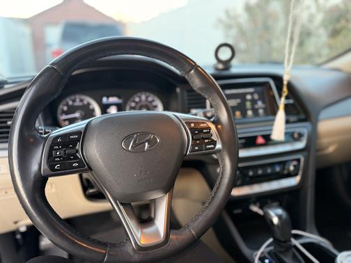 2018 Hyundai SONATA SEL
