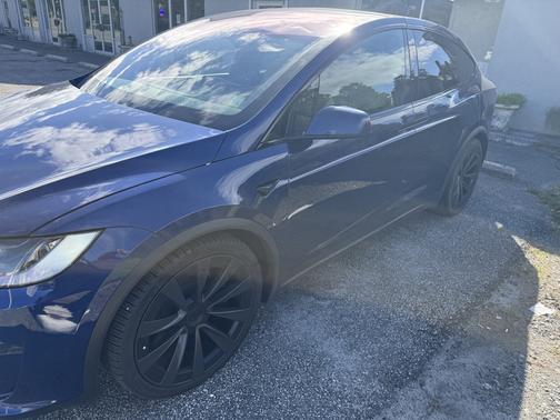 Blue 2023 Tesla Model X Standard Range