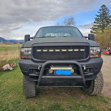 Green 2004 Ford F-250 XL Crew Cab Super Duty