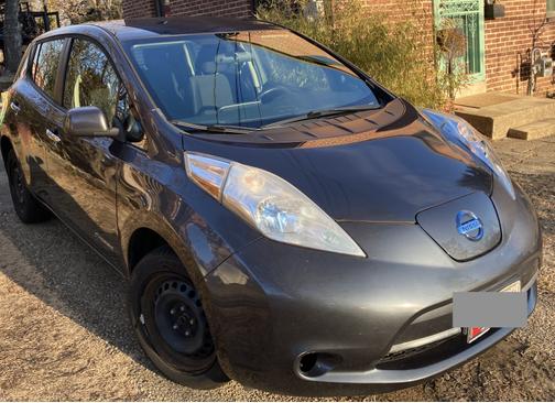 2013 Nissan Leaf S
