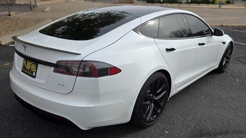 White 2022 Tesla Model S Plaid