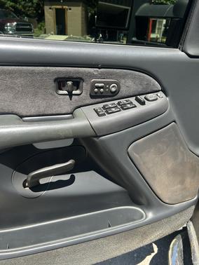 Gray 2001 Chevrolet Silverado 2500 LT H/D Crew Cab