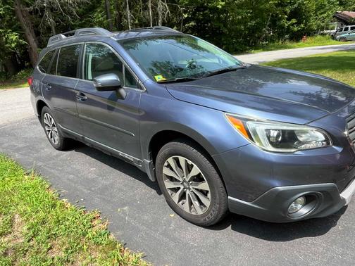 Blue 2016 Subaru Outback 3.6R Limited