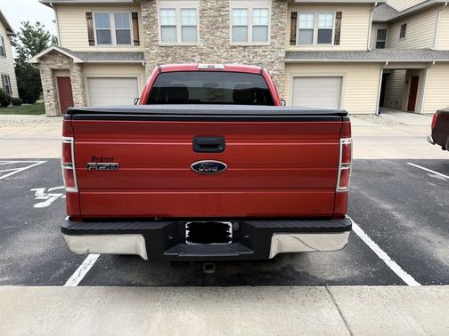 Red 2010 Ford F-150 XLT