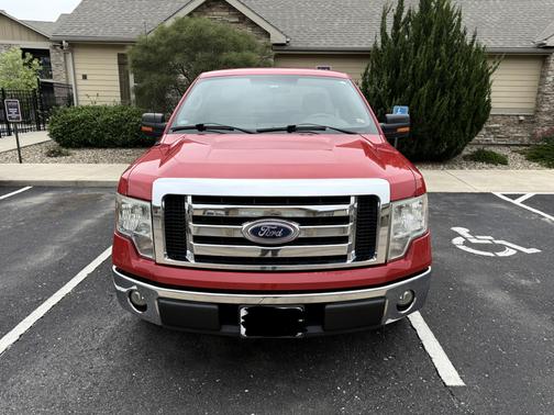 Red 2010 Ford F-150 XLT