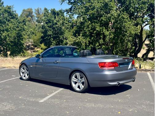 2009 BMW 335 i
