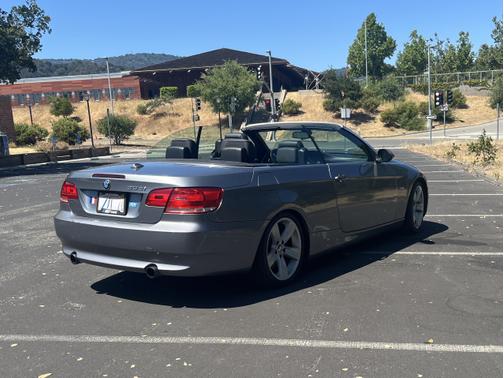 2009 BMW 335 i