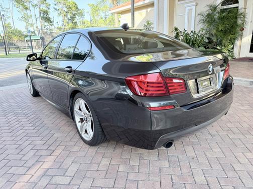 Gray 2013 BMW 535 i