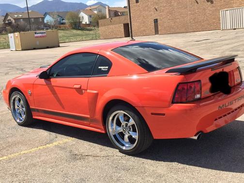 2004 Ford Mustang Mach I