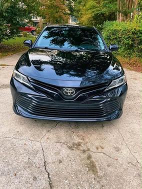 Black 2019 Toyota Camry LE