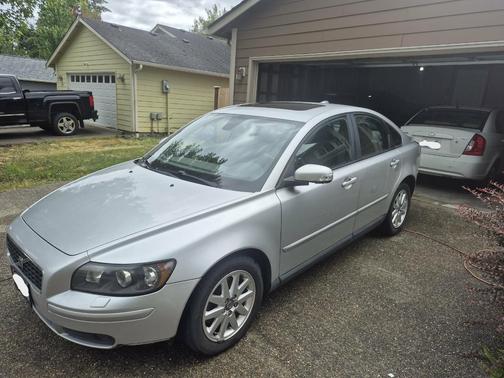 Silver 2007 Volvo S40 T5