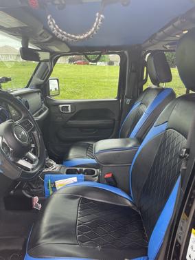 Black 2019 Jeep Wrangler Unlimited Sahara