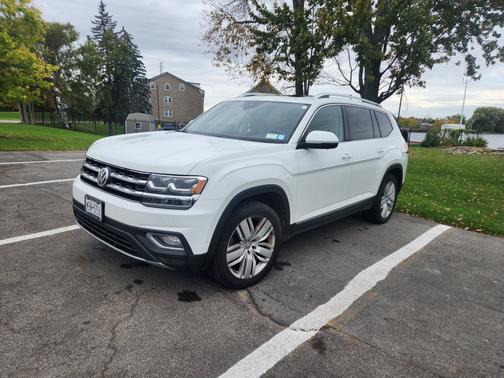 2019 Volkswagen Atlas 3.6L SEL Premium