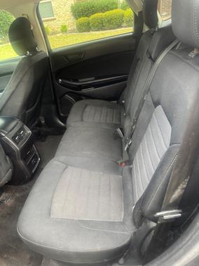 Gray 2018 Ford Edge SE