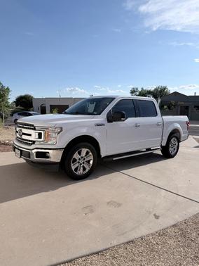 White 2018 Ford F-150 XLT