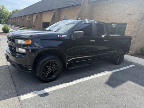 2020 Chevrolet Silverado 1500 Custom Trail Boss