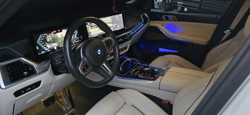 2024 BMW X5 M60i