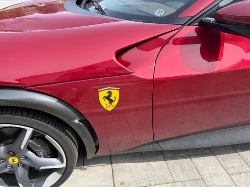 2025 Ferrari Purosangue AWD