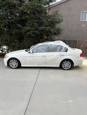 White 2006 BMW 325 i
