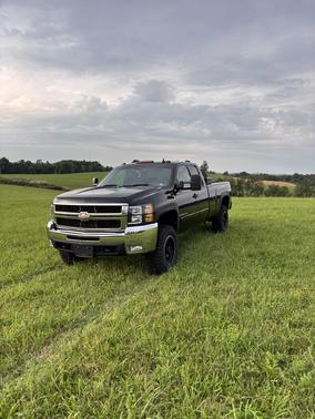 Black 2008 Chevrolet Silverado 2500 LT1 H/D Extended Cab