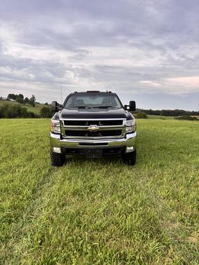 Black 2008 Chevrolet Silverado 2500 LT1 H/D Extended Cab