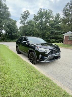 Black 2019 Toyota RAV4 XLE