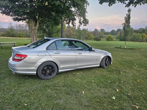 2009 Mercedes-Benz C-Class C 300 4MATIC Sport