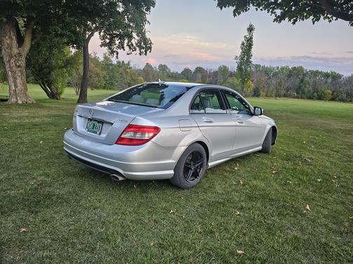 2009 Mercedes-Benz C-Class C 300 4MATIC Sport