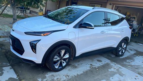 2023 Chevrolet Bolt EUV LT