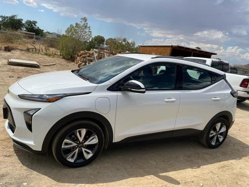 2023 Chevrolet Bolt EUV LT