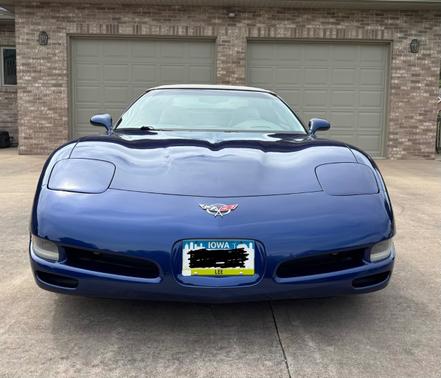 Blue 2004 Chevrolet Corvette Base