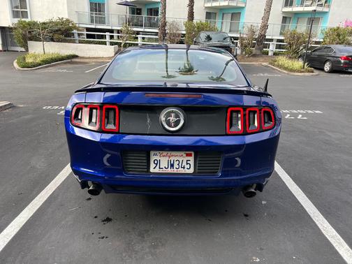 2013 Ford Mustang V6 Premium