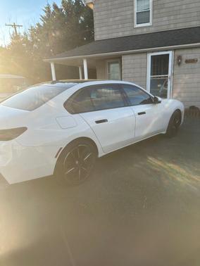 2024 BMW 760 i xDrive