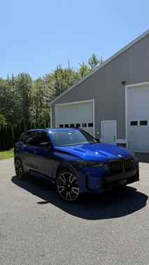 2025 BMW X5 M60i