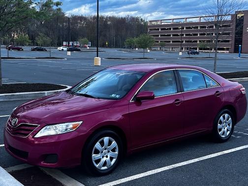 2011 Toyota Camry LE