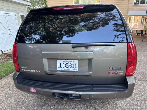 2012 GMC Yukon XL 1500 SLT