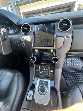 2016 Land Rover LR4 HSE Silver Edition