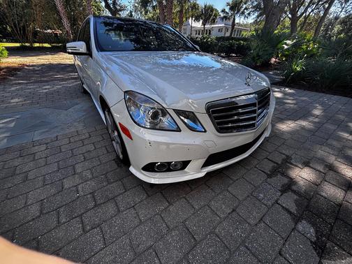 White 2010 Mercedes-Benz E-Class E 350